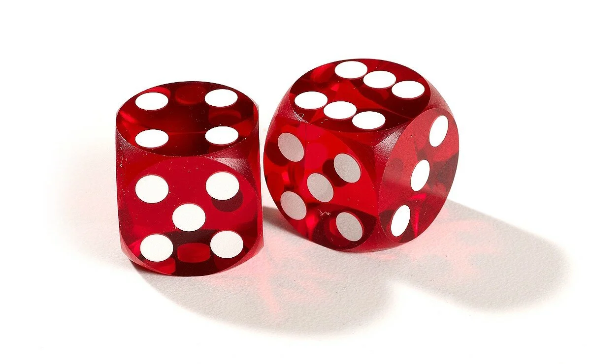 backgammon-precision-dice-dark-red_primary.jpg